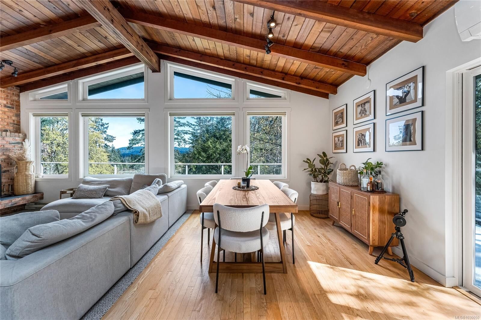 Churchill Rd Salt Spring House for sale in Salt Spring: 2083 North End Rd, Salt Spring, BC V8K 1E1