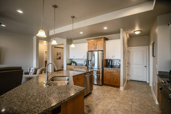 Property Photo:  1930 N Creek Side Ct  UT 84780 