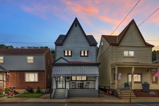 Property Photo:  1850 Middle Street  PA 15215 