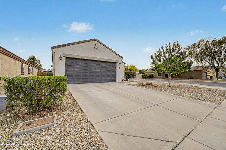 Property Photo:  1385 E Kelsi Avenue  AZ 85140 