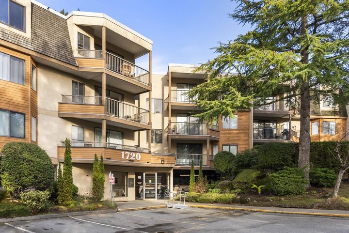 1720 Southmere Crescent 106 — photo 1