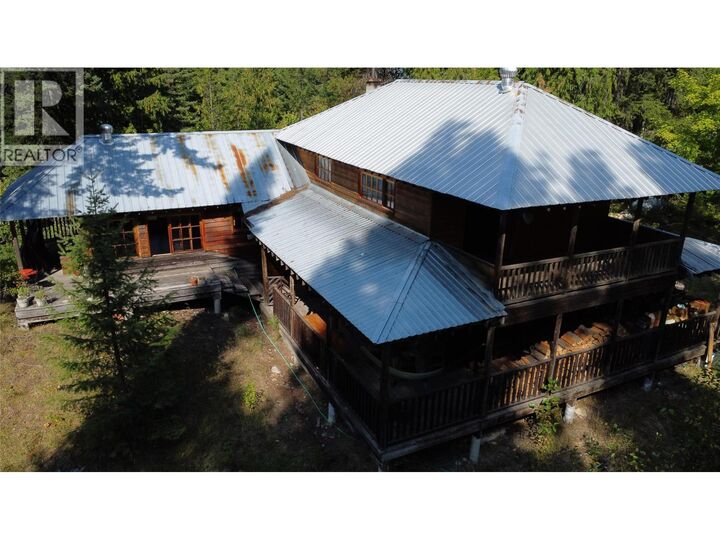 Property Photo: 7467 St Thomas Road BC V0G 2J0