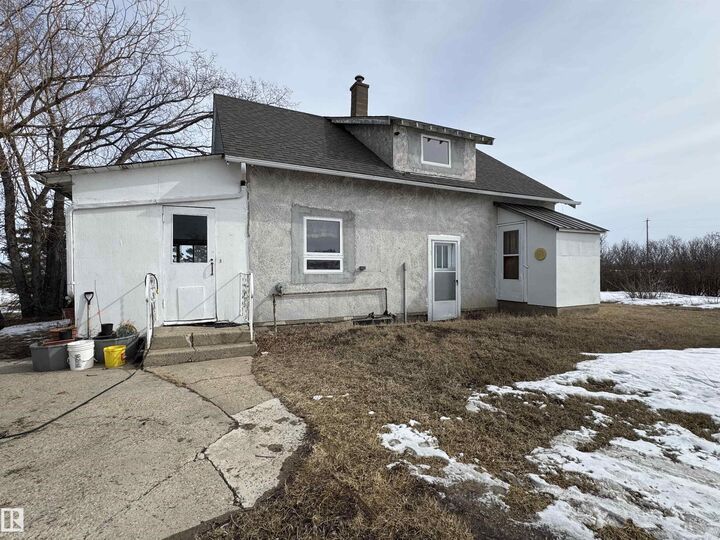 Property Photo: 48506 RR 150 AB T0B 0R0