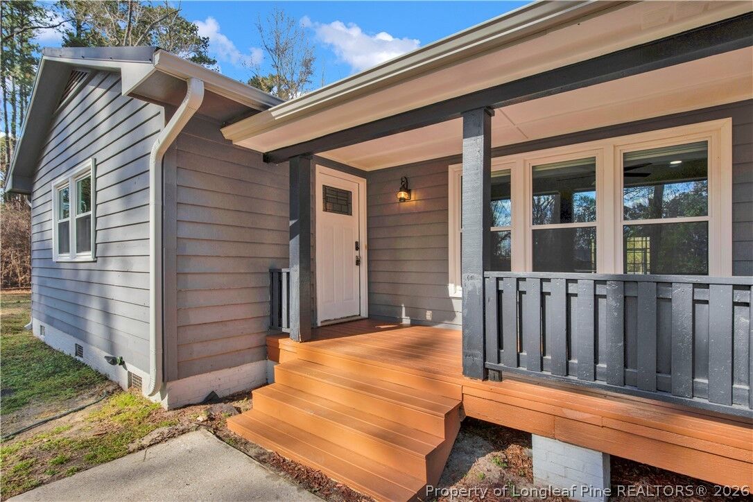 Property Photo:  305 E Third Street  NC 28371 