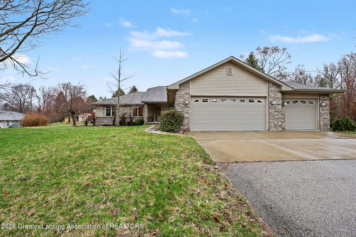 Property Photo: 248 Birch Lane MI 48821