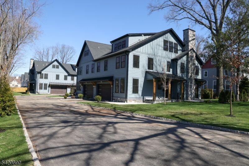 Property Photo:  491 Central Ave 2  NJ 07974 