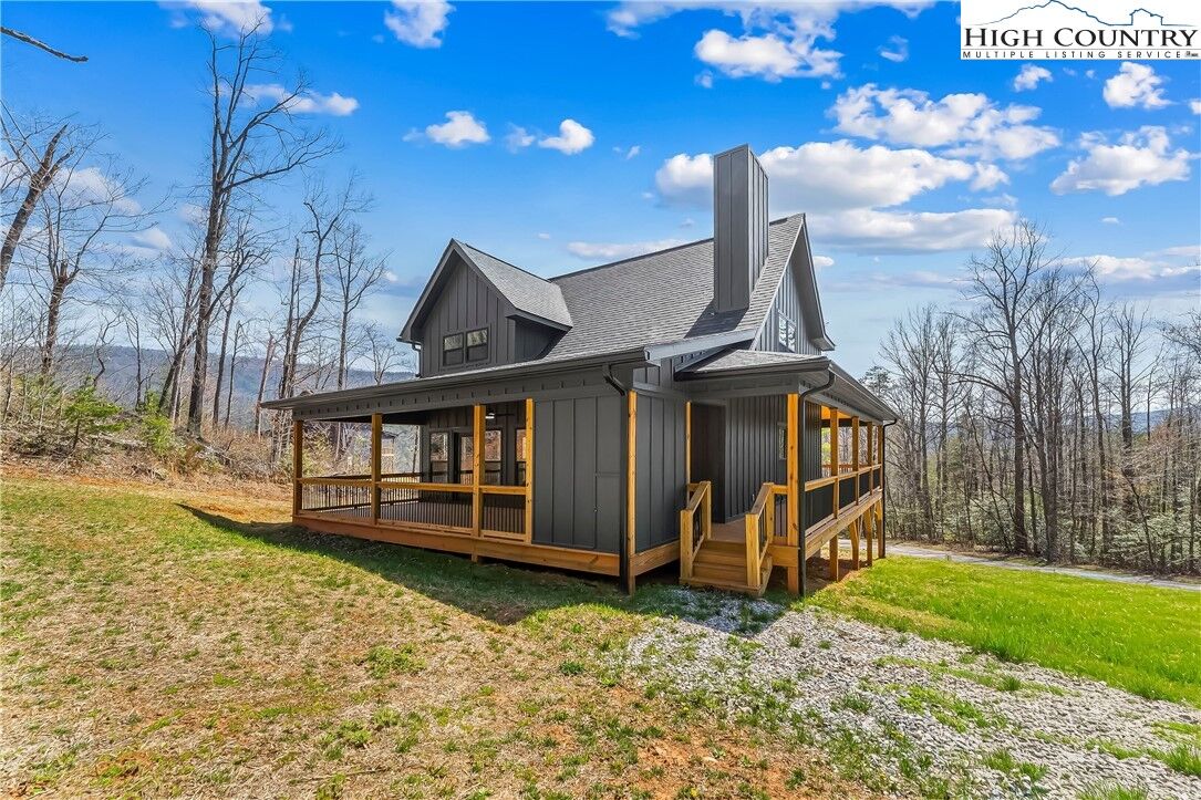 Property Photo:  189 Clinchfield Gap Road  NC 28752 