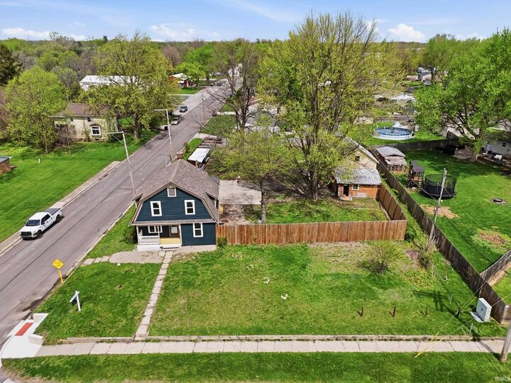 Property Photo:  1603 Summit Street  IN 46774 