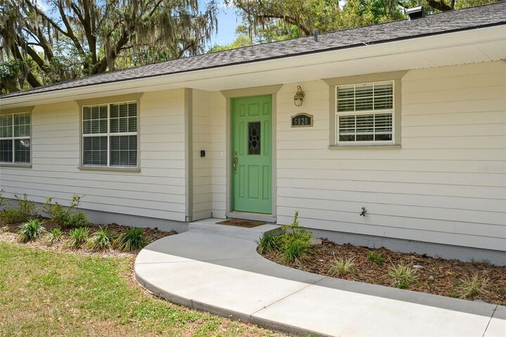 Property Photo:  6820 SW 78th Street  FL 32608 