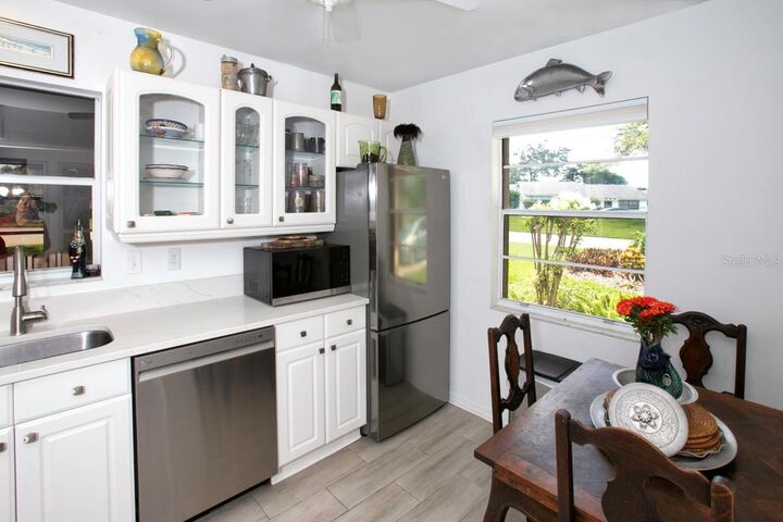 Property Photo: 6504 Heritage Lane 99 FL 34209