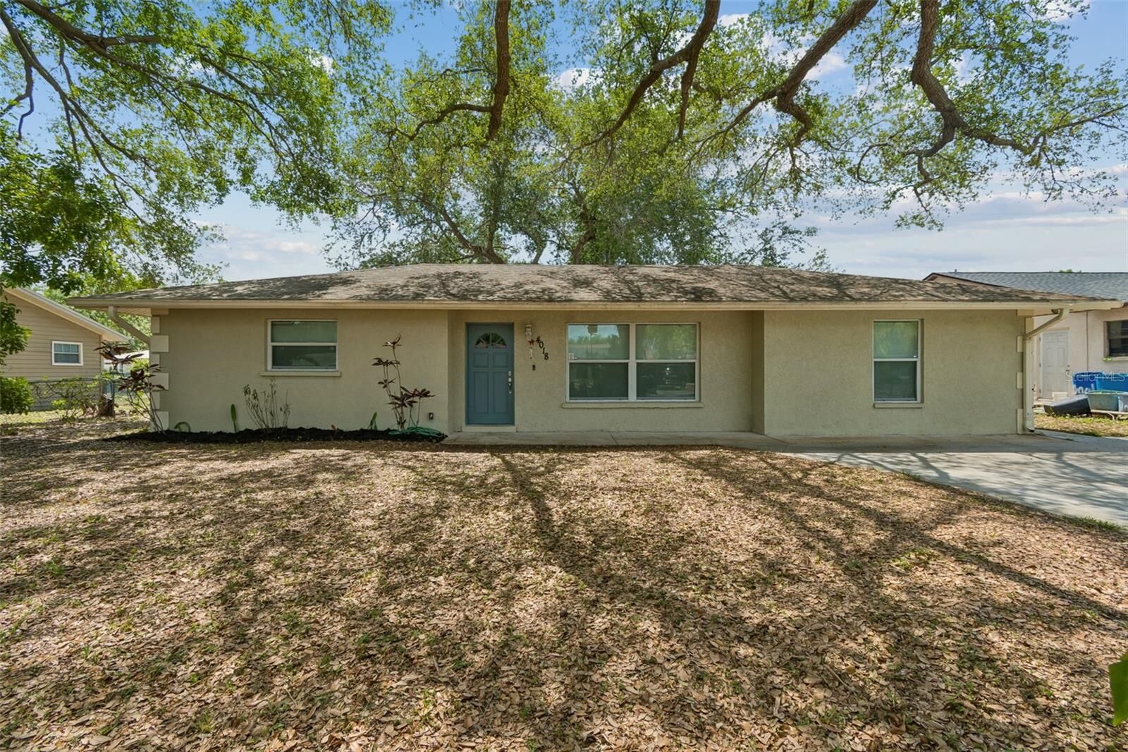Property Photo:  4018 Prado Drive  FL 34235 