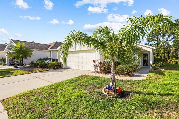 Property Photo:  2945 Wood Pointe Drive  FL 34691 