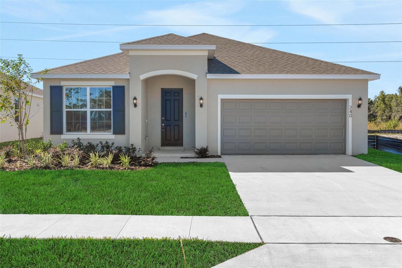 Property Photo:  240 Meredith Boulevard  FL 33881 