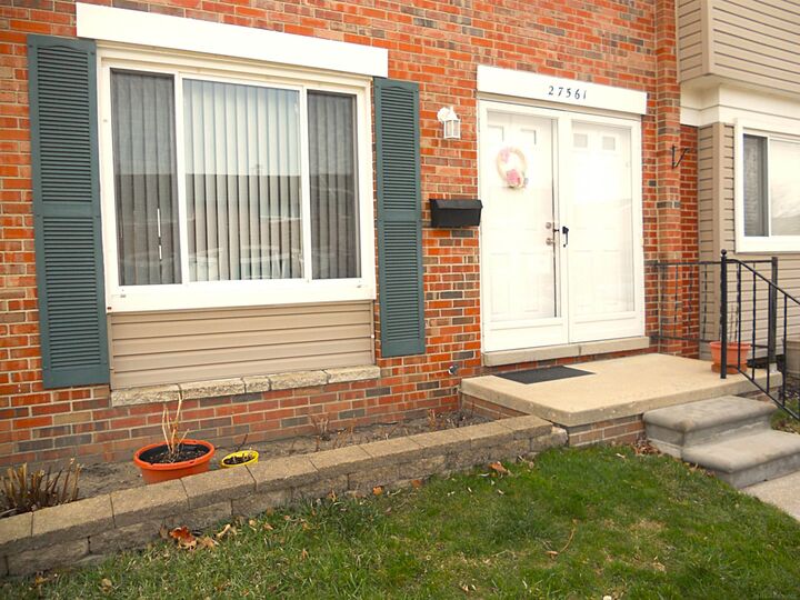 Property Photo: 27561 Concord Avenue MI 48093