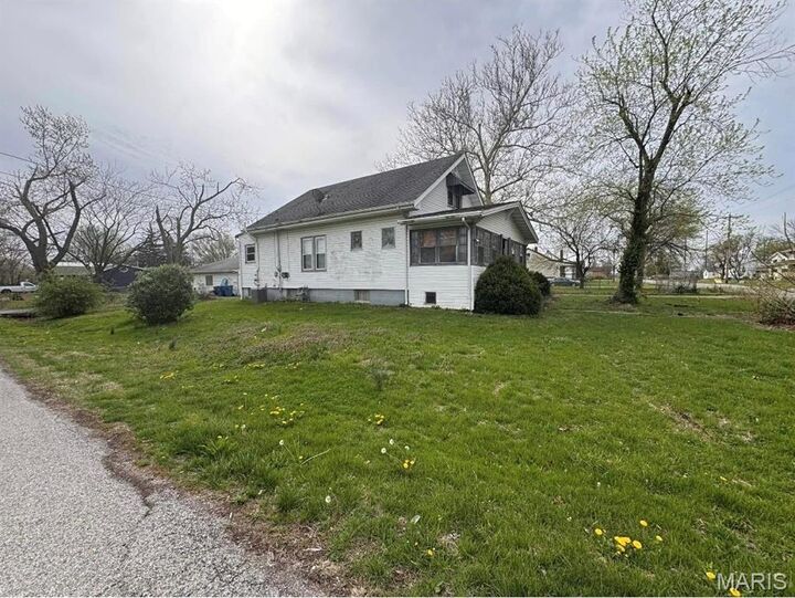 Property Photo: 4074 Breckenridge Lane IL 62040