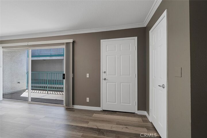 Property Photo:  1335 Newport Avenue 209  CA 90804 