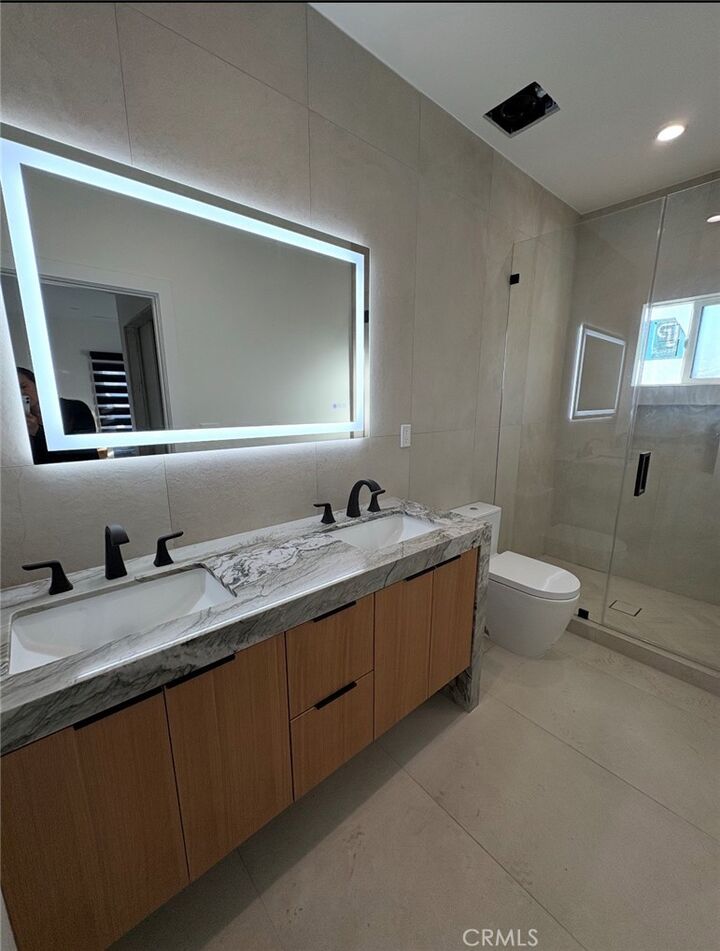 Property Photo:  417 W Franklin Ave  CA 91766 