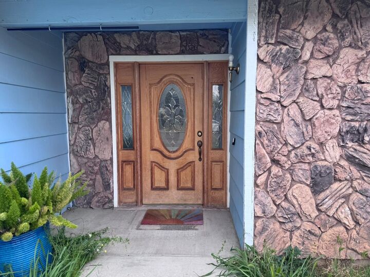 Property Photo:  7612 Darla Way  CA 95828 