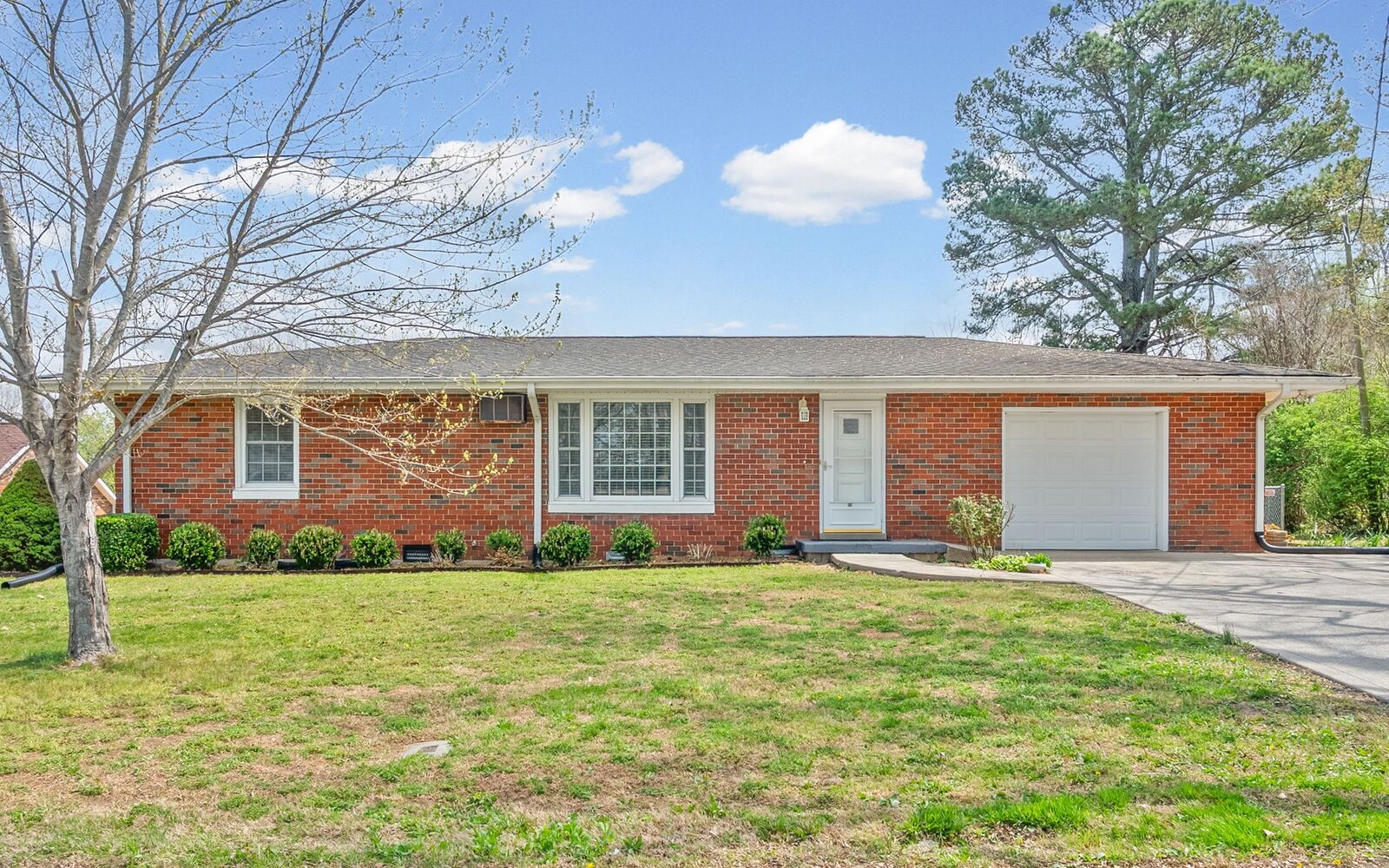Property Photo:  80 Church St  TN 37178 