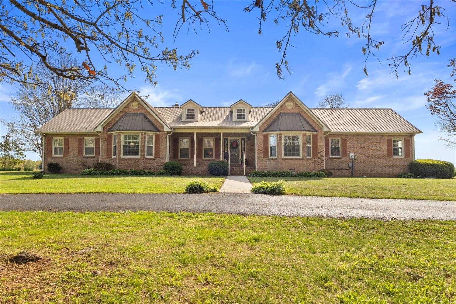 Property Photo:  306 Farrar Hill Rd  TN 37355 