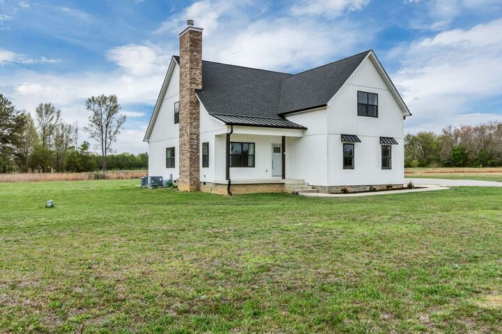 Property Photo:  210 Deer Creek Ln  TN 37388 