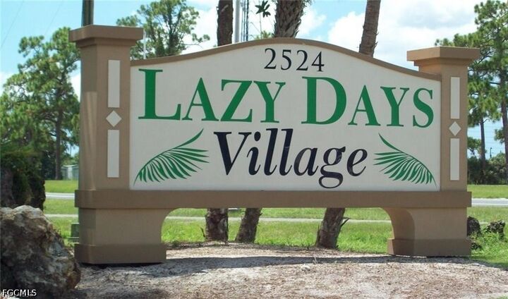 Property Photo:  593 Daisy Drive  FL 33917 