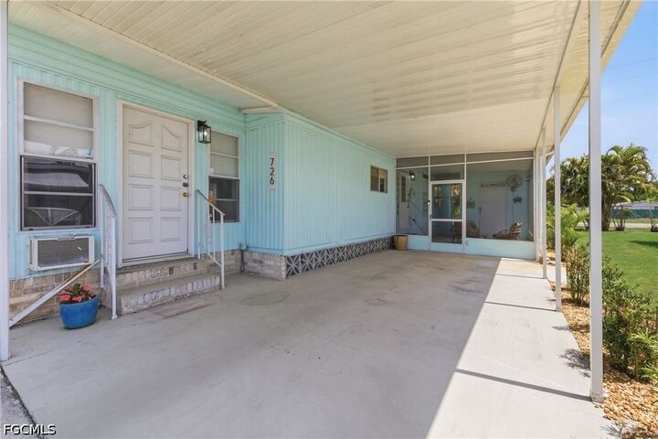 Property Photo:  726 Knotty Pine Circle  FL 33917 