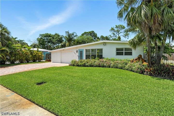 Property Photo:  1063 22nd Avenue N  FL 34103 