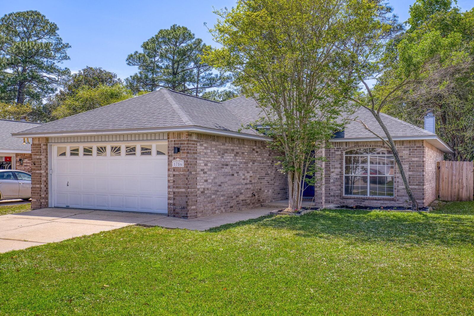 Property Photo:  1756 Ivalea Circle  FL 32566 