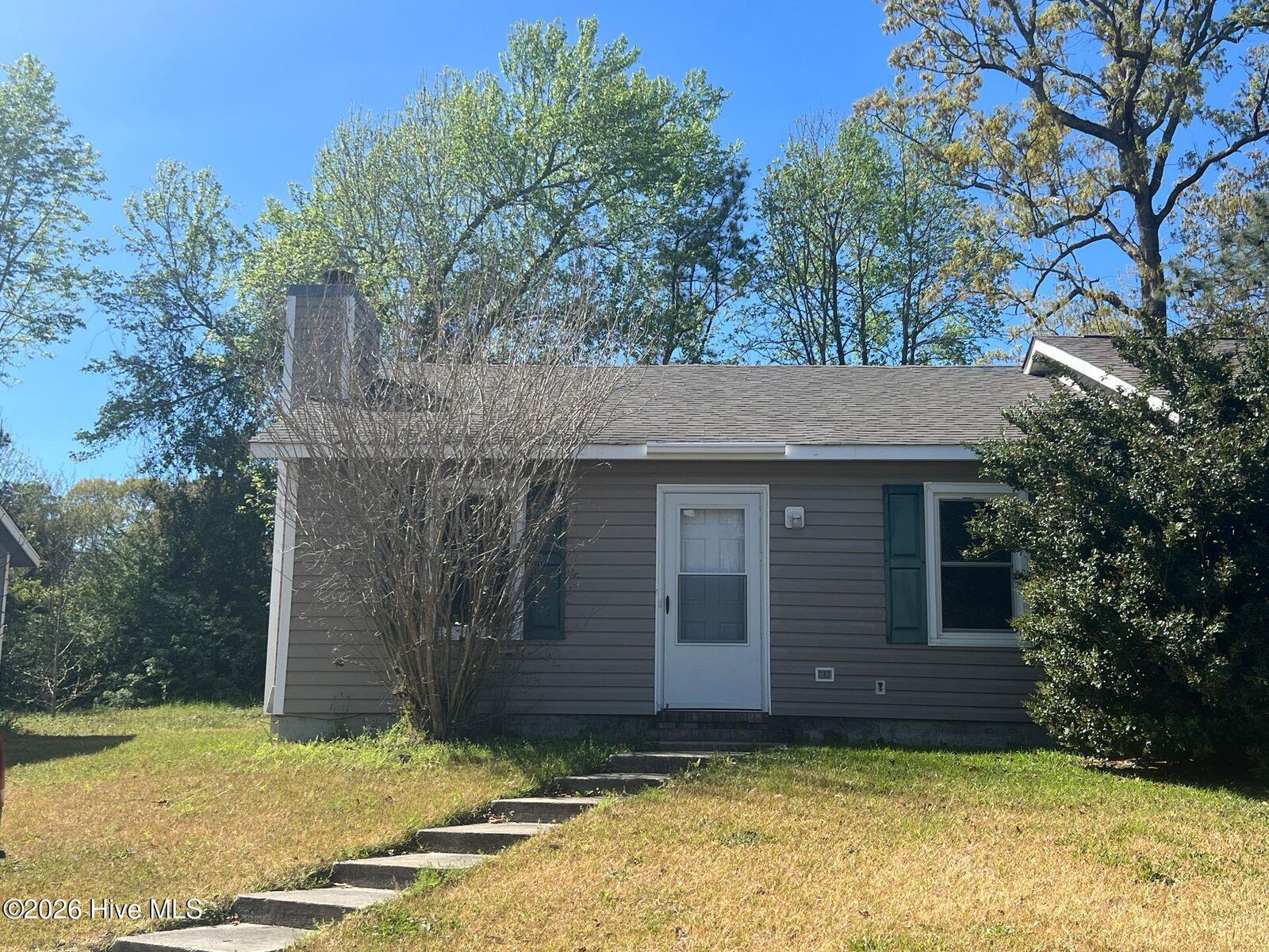 Property Photo:  109 Hickory Grove Drive  NC 28546 