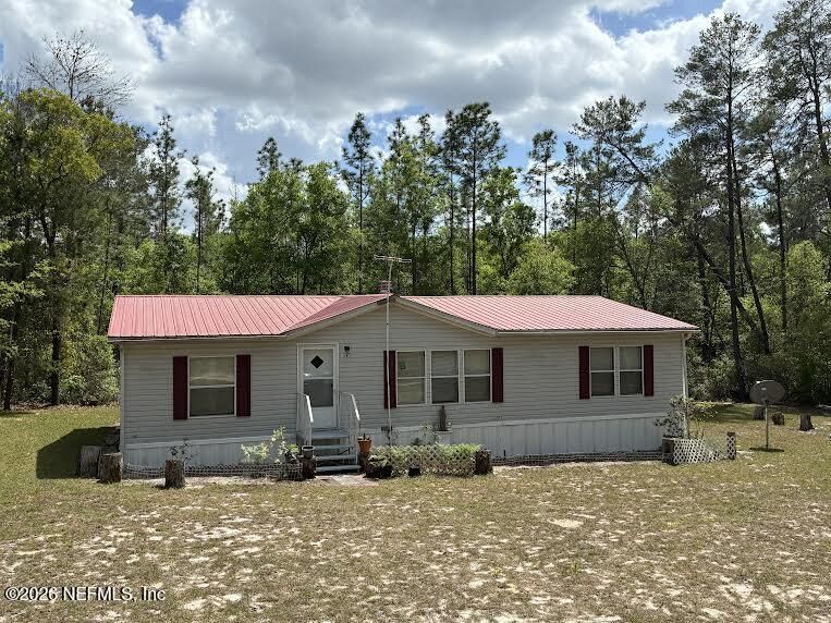 Property Photo:  109 Greenwood Road  FL 32140 