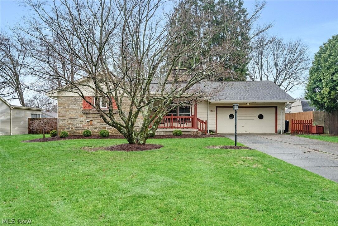Property Photo: 3423 Tall Oaks Lane OH 44511