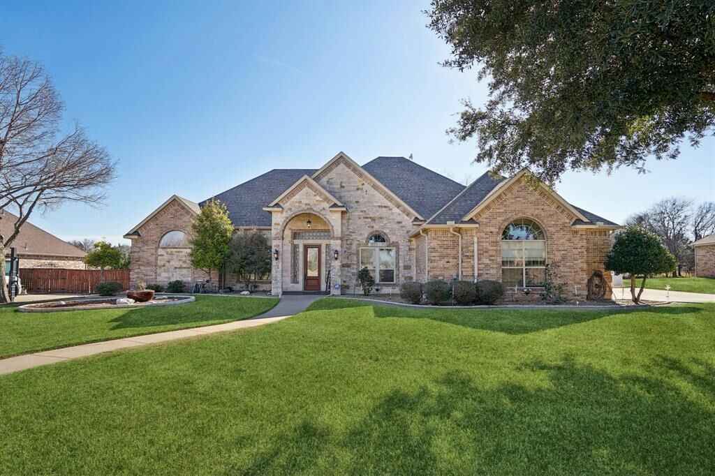 Property Photo:  7260 Misty Glen Lane  TX 76065 
