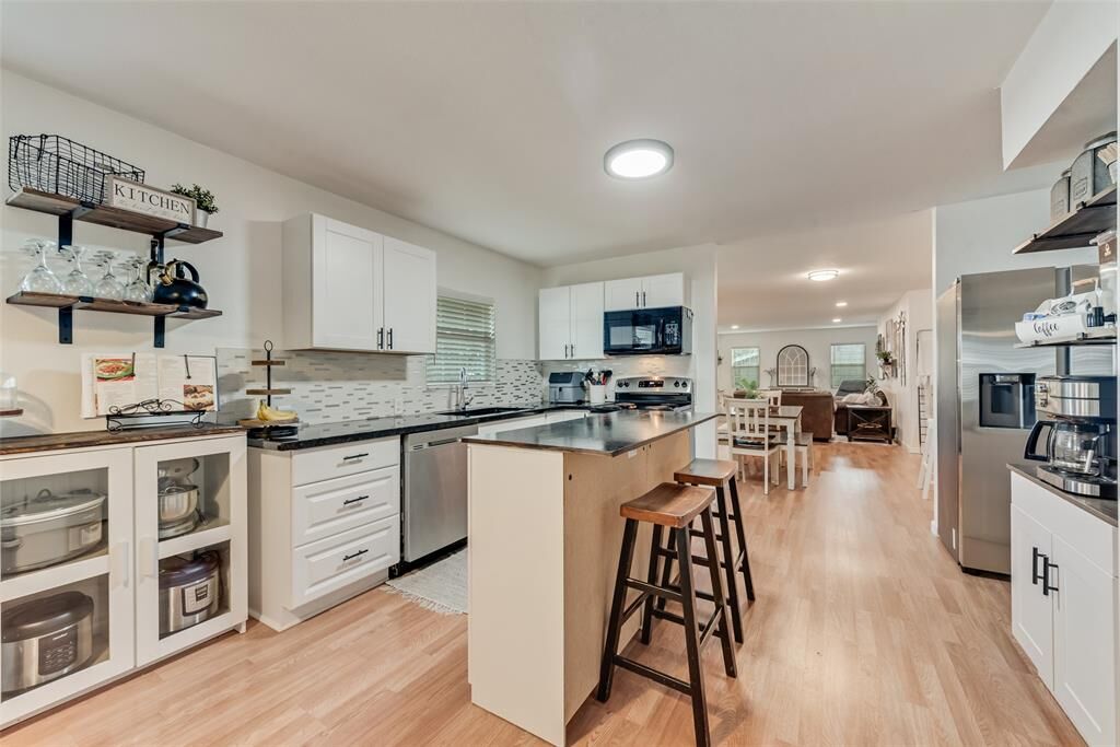 Property Photo:  6555 Calmont Avenue  TX 76116 