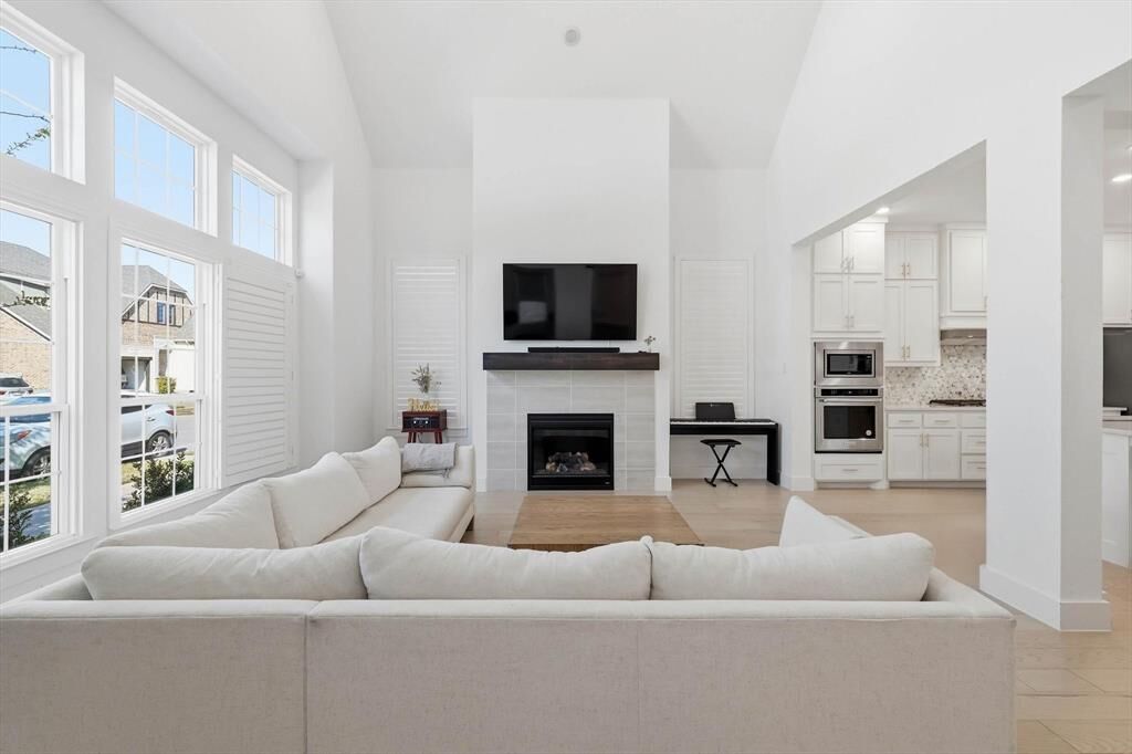 Property Photo:  8701 Bethpage Drive  TX 75070 