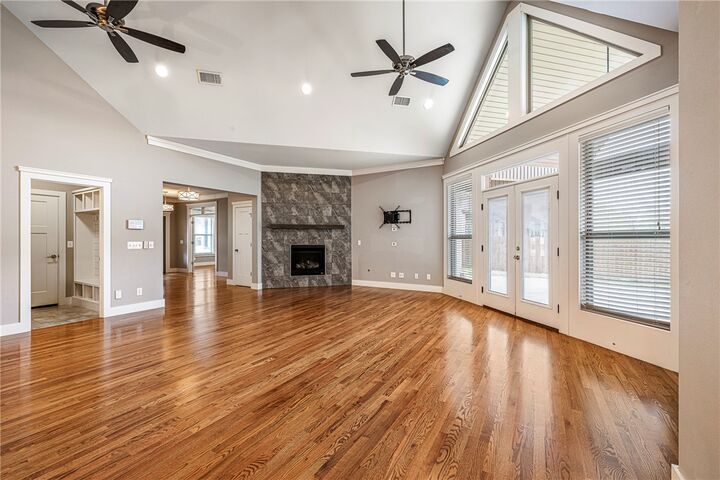 Property Photo:  701 NE Green Creek Road  AR 72712 