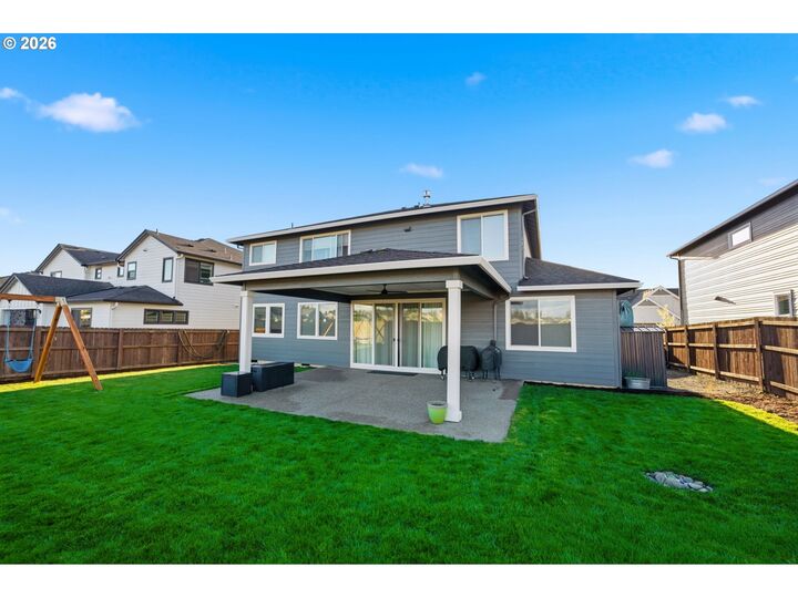 Property Photo: 1320 S 44th Ave WA 98642