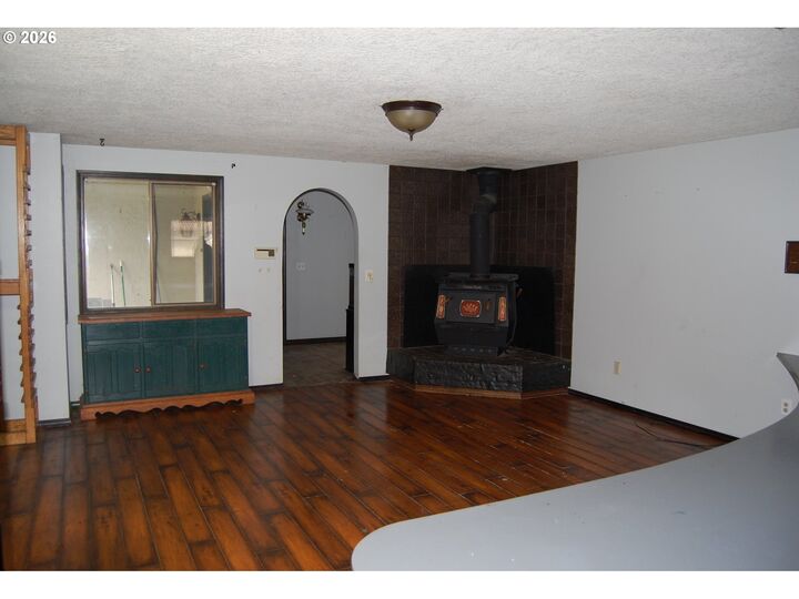 Property Photo:  13104 NE 8th Ct  WA 98685 