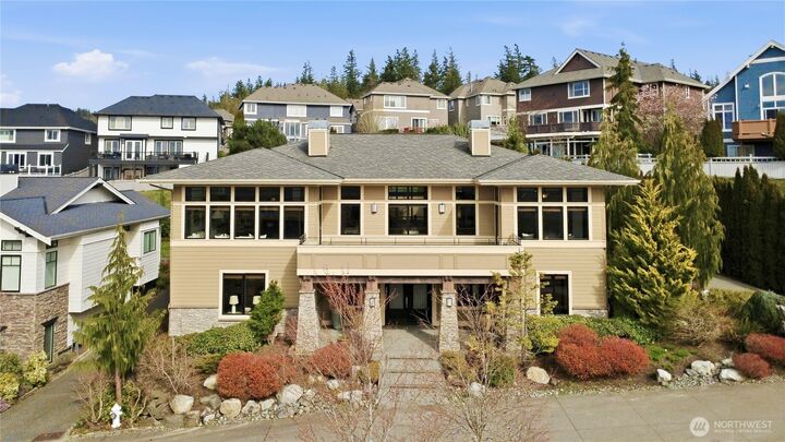 Property Photo:  1558  26th Court NE  WA 98029 