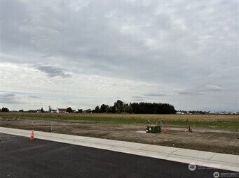 Property Photo:  413 W 4th Street  WA 98247 