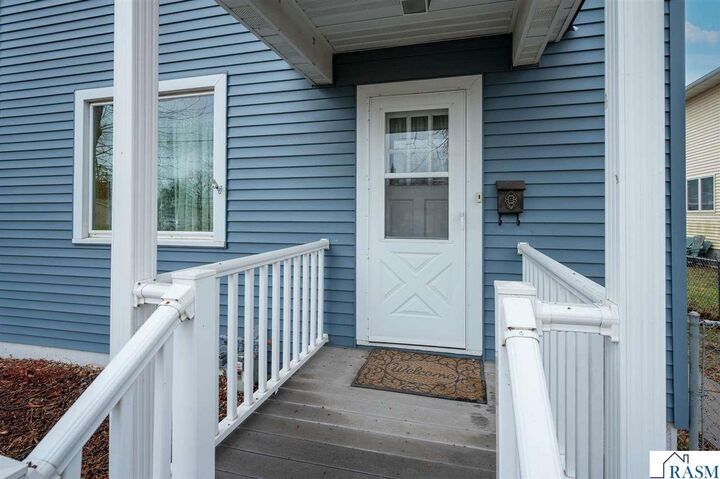 Property Photo:  616 Range Street  MN 56003 