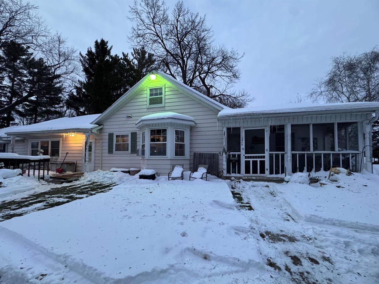Property Photo:  940 Woodside Avenue  WI 54971 