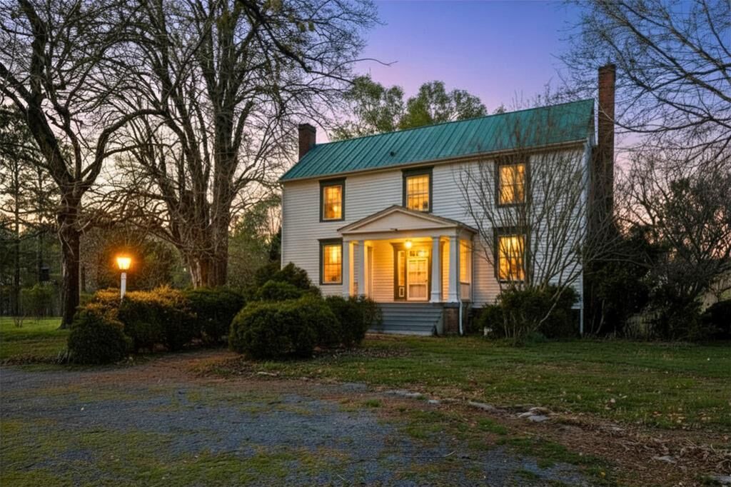 Property Photo:  4833 Carters Point Road  VA 24529 