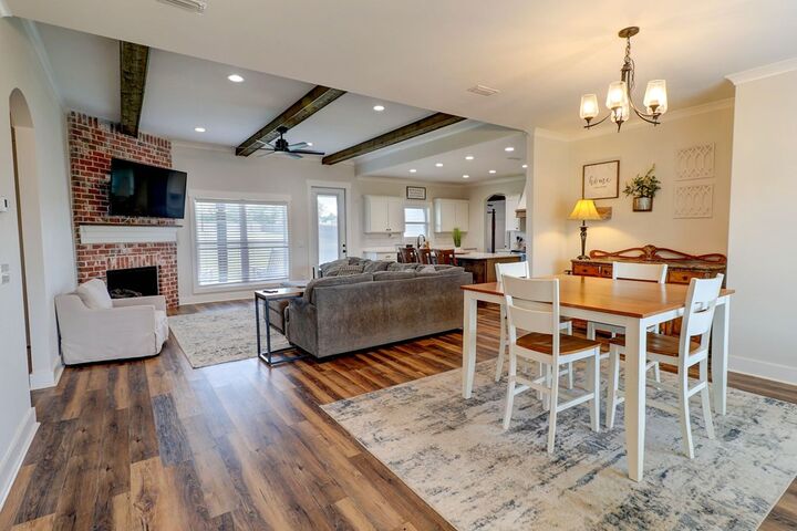 Property Photo: 2236 County Road 712 AL 36330