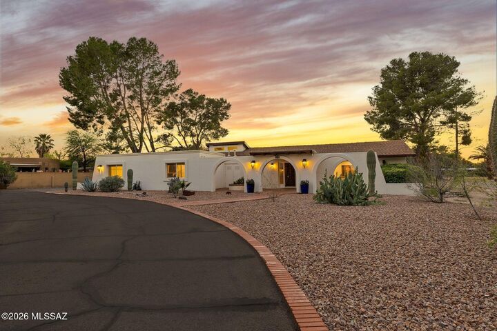 Property Photo:  1947 N Soldier Trail  AZ 85749 