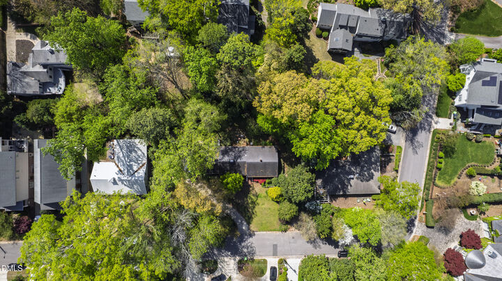 Property Photo: 2667 Davis Street NC 27608