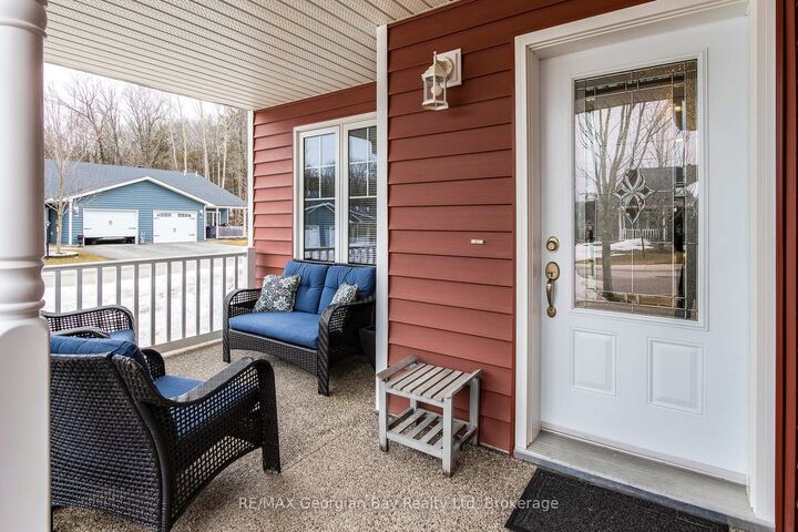 Property Photo: 39 Chamberlain Crescent ON L9M 0A6