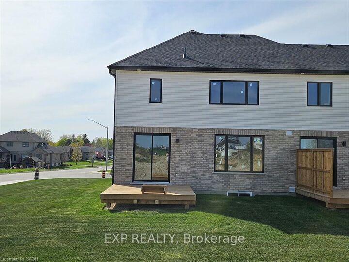 Property Photo: 40 Anne Street W ON N0G 1Z0