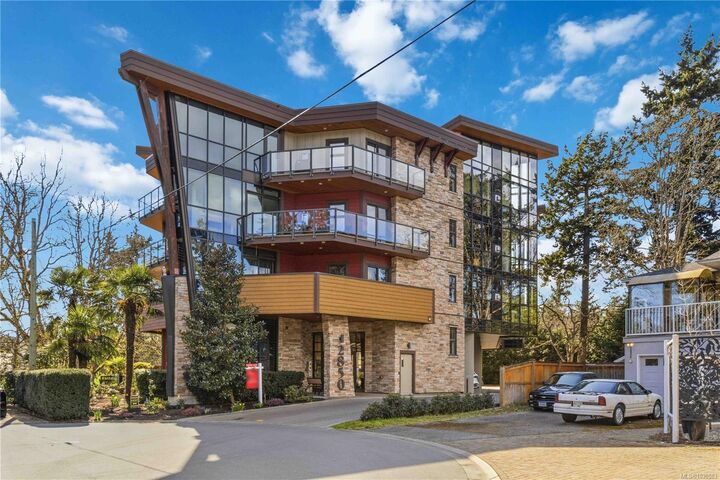 Property Photo: 2850 Aldwynd Rd #301 BC V9B 3S7