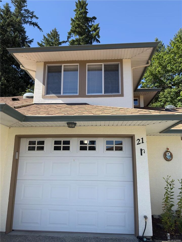 Property Photo: 2121 Tzouhalem Rd #21 BC V9L 5J5